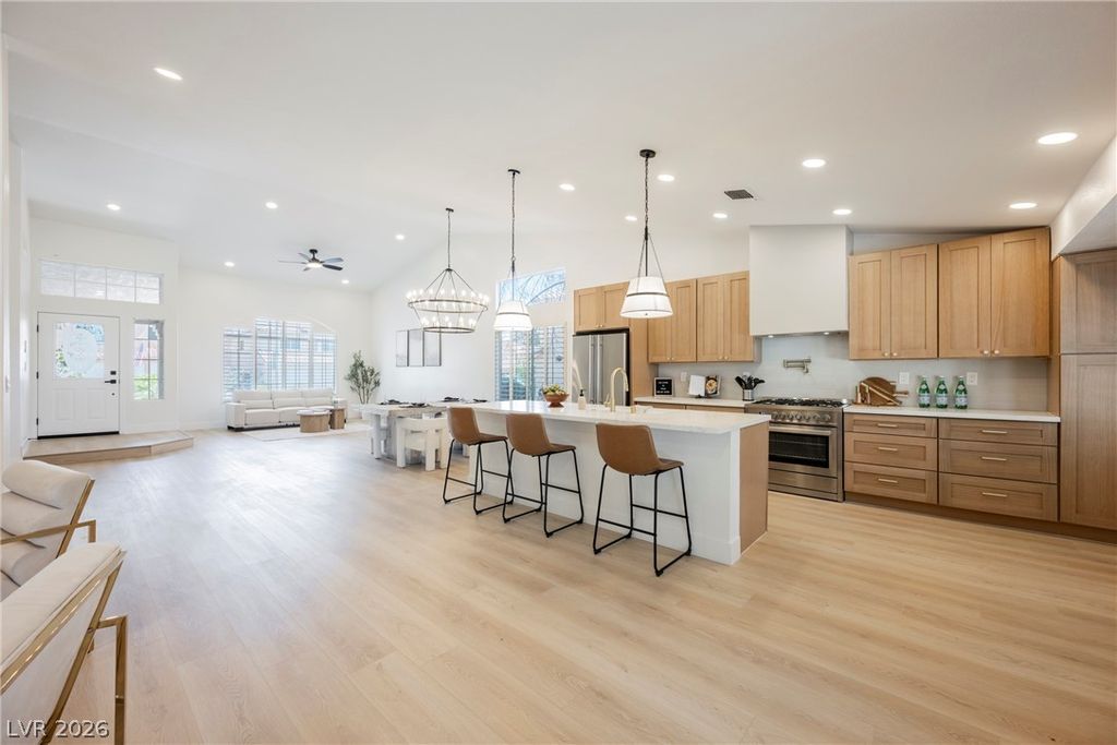 2037 Pinion Springs Drive, Henderson, NV 89074