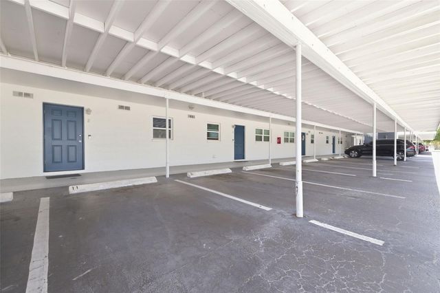 3717 46TH AVENUE S 11, St Petersburg, FL 33711
