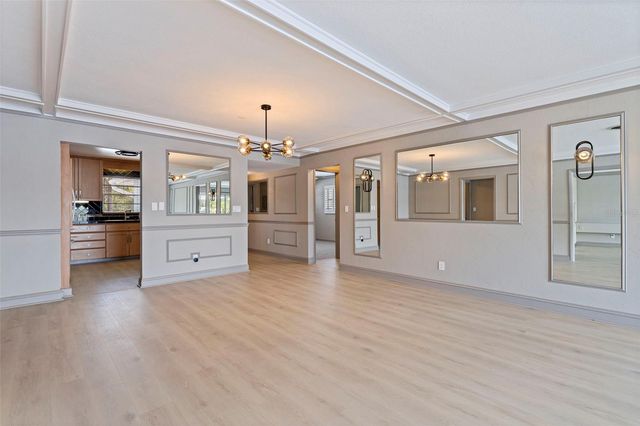 3717 46TH AVENUE S 11, St Petersburg, FL 33711