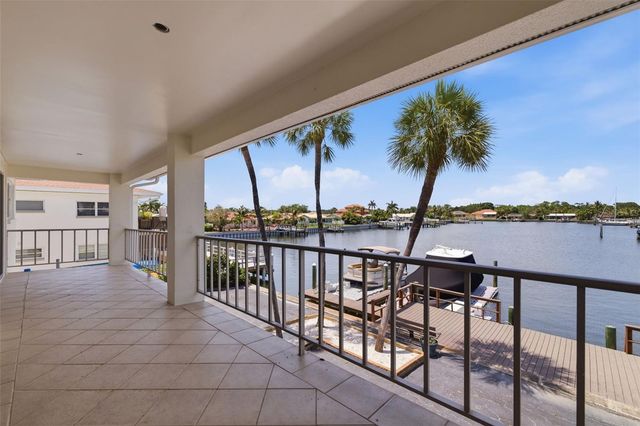 3717 46TH AVENUE S 11, St Petersburg, FL 33711