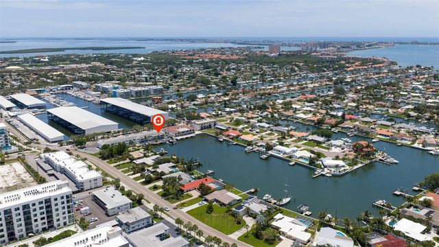 3717 46TH AVENUE S 11, St Petersburg, FL 33711