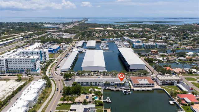 3717 46TH AVENUE S 11, St Petersburg, FL 33711