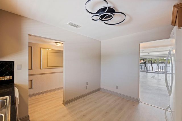 3717 46TH AVENUE S 11, St Petersburg, FL 33711