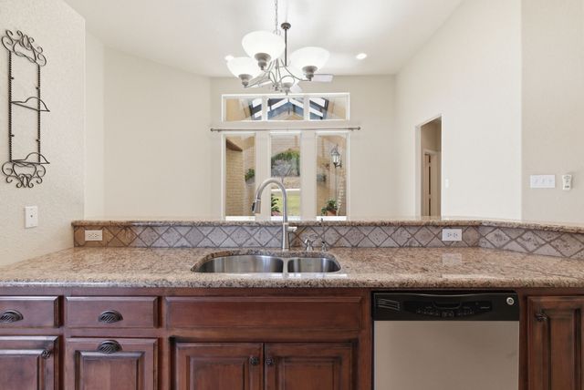 6525 Compass Way, Bluff Dale, TX 76433