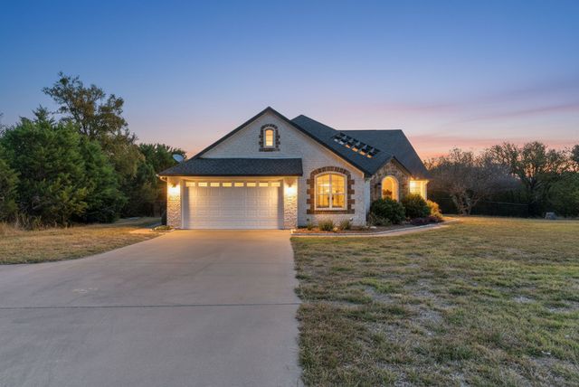 6525 Compass Way, Bluff Dale, TX 76433