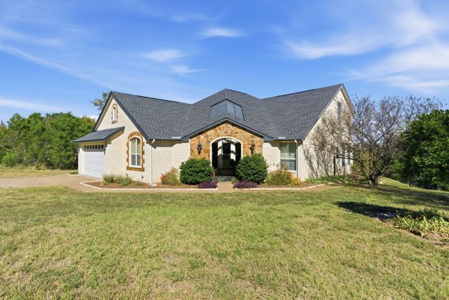 6525 Compass Way, Bluff Dale, TX 76433