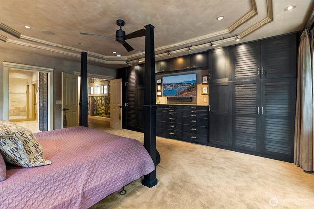 2305 Sundown Court, Anacortes, WA 98221