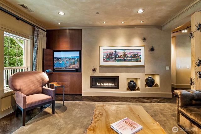 2305 Sundown Court, Anacortes, WA 98221