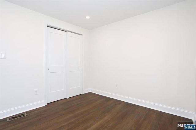 120 E 54th Street, Elmwood Park, NJ 07407