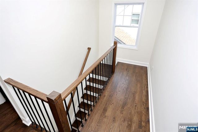 120 E 54th Street, Elmwood Park, NJ 07407