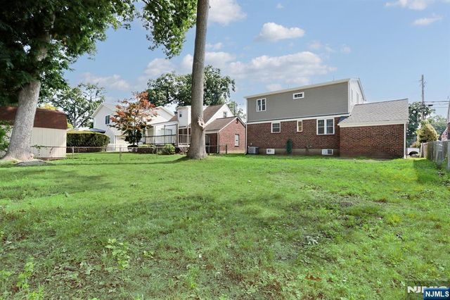 120 E 54th Street, Elmwood Park, NJ 07407