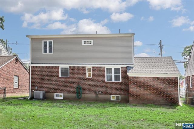 120 E 54th Street, Elmwood Park, NJ 07407