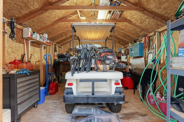 449700 E 355 Road, Ketchum, OK 74349