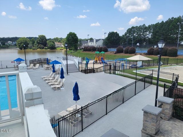 6 Autrey Mill Circle, Durham, NC 27703