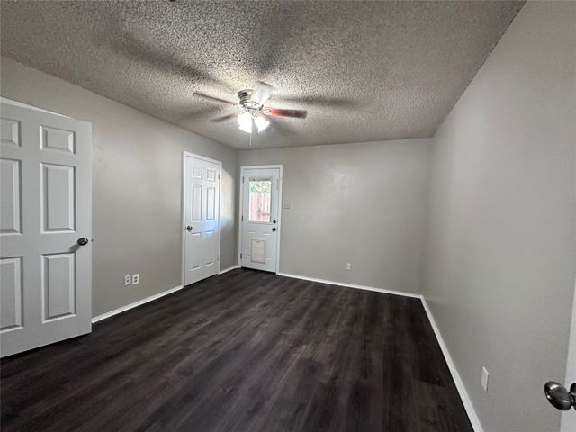 1110-B Lynn Street, Weatherford, TX 76086