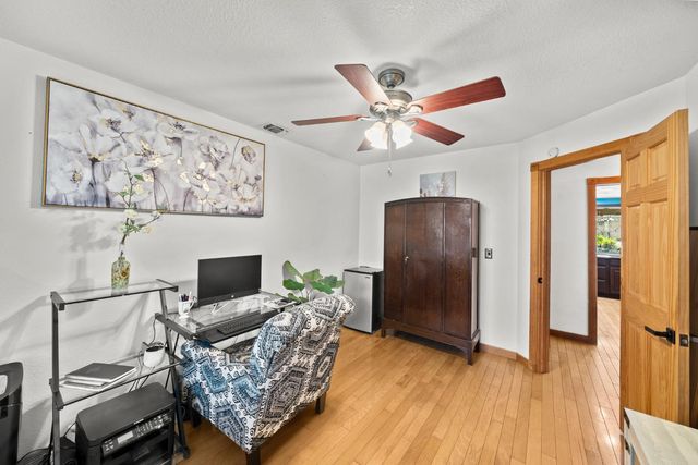 1104 Reef Ct, Roseville, CA 95661