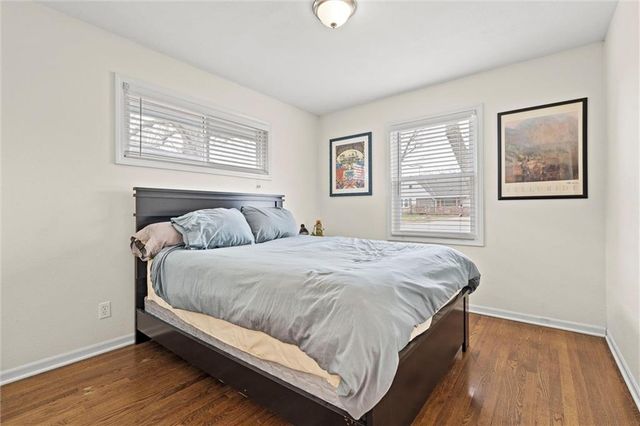 8213 Kenwood Avenue, Kansas City, MO 64131