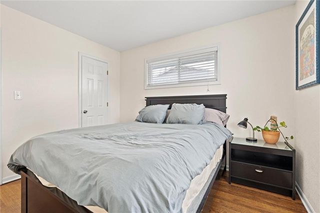 8213 Kenwood Avenue, Kansas City, MO 64131