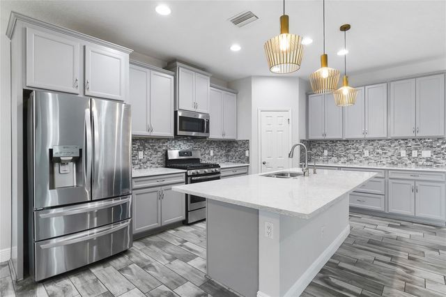 13000 BURNS DRIVE, Odessa, FL 33556
