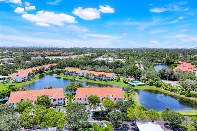 5015 Cedar Springs DR # 103, Naples, FL 34110