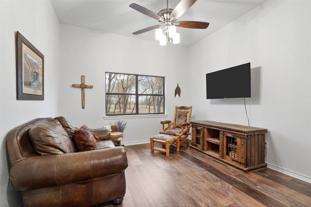 1015 County Road 134, Stephenville, TX 76401