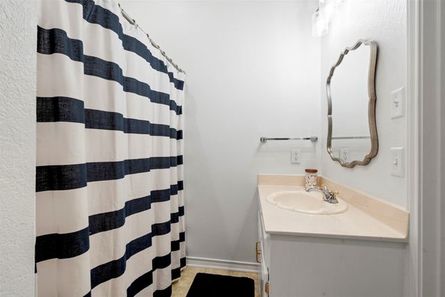 1015 County Road 134, Stephenville, TX 76401