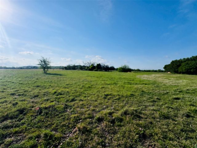 1015 County Road 134, Stephenville, TX 76401