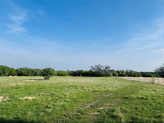 1015 County Road 134, Stephenville, TX 76401
