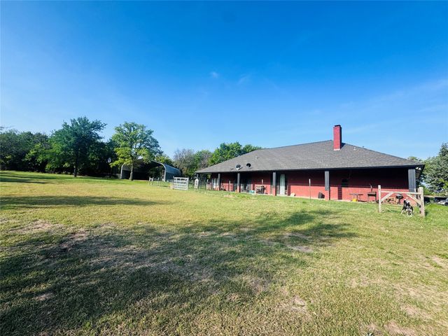 1015 County Road 134, Stephenville, TX 76401