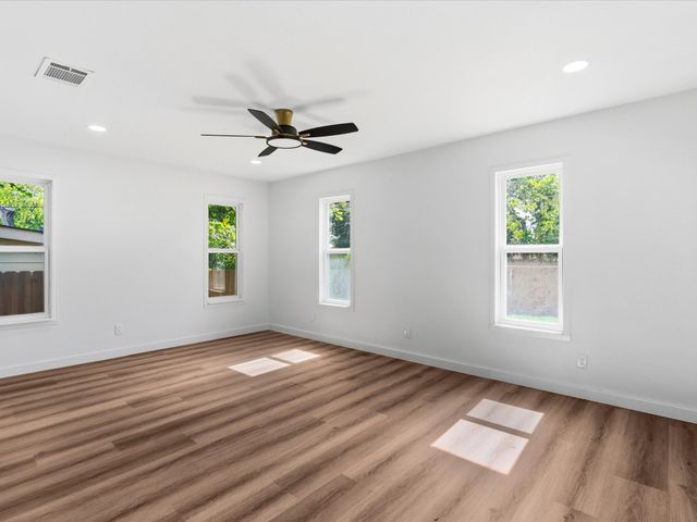 2101 Skillman Drive, Garland, TX 75041