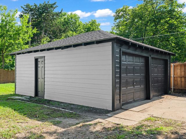 2101 Skillman Drive, Garland, TX 75041
