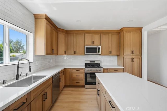12940 4th, Chino, CA 91710