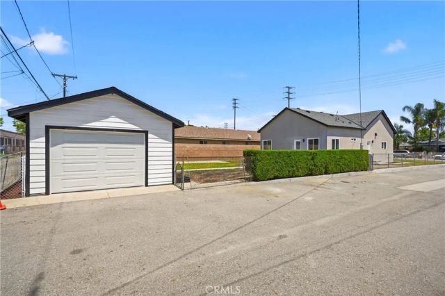 12940 4th, Chino, CA 91710