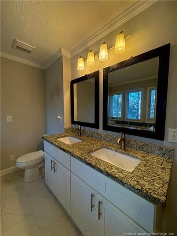 216 Stirling NE Drive, Lumberton, NC 28358