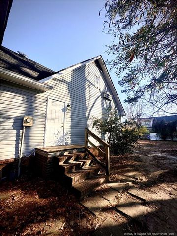 216 Stirling NE Drive, Lumberton, NC 28358