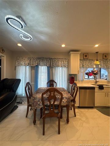 216 Stirling NE Drive, Lumberton, NC 28358