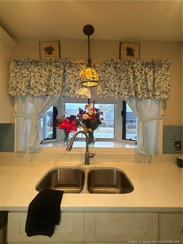 216 Stirling NE Drive, Lumberton, NC 28358