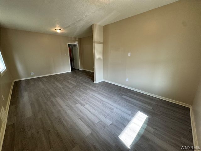 630 20th Street, Niagara Falls, NY 14301
