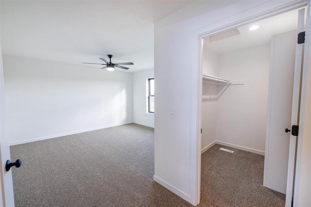 3805 N Woodbury Lane, Janesville, WI 53545
