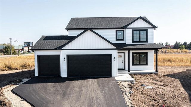 3805 N Woodbury Lane, Janesville, WI 53545