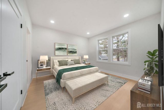 66 Garden Terrace, Edison, NJ 08817