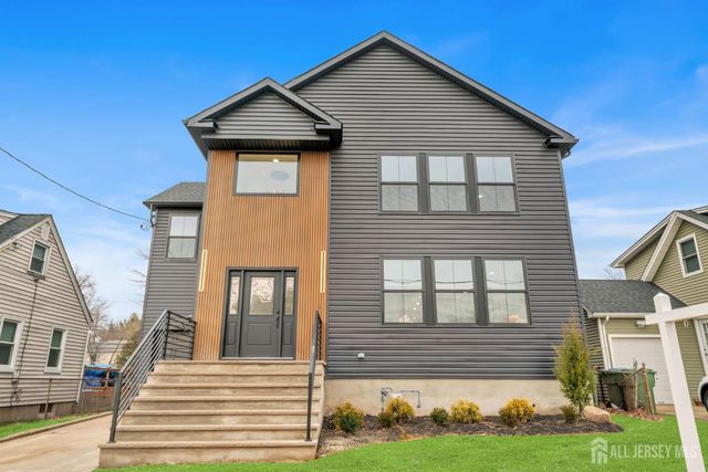 66 Garden Terrace, Edison, NJ 08817