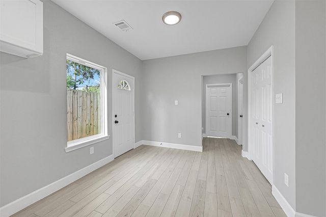 12009 Meadowgreen Street A, Houston, TX 77076