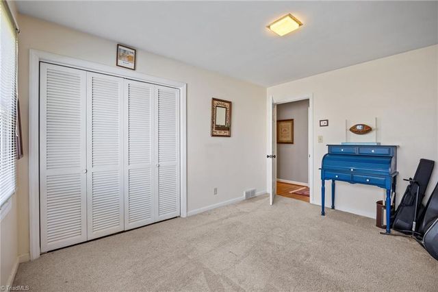 709 Overbrook Drive, High Point, NC 27262