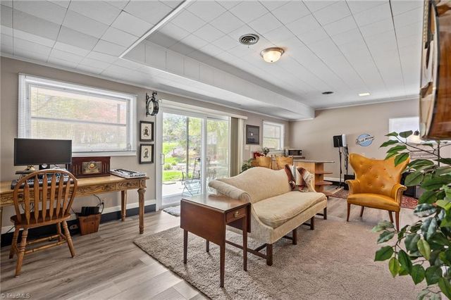 709 Overbrook Drive, High Point, NC 27262