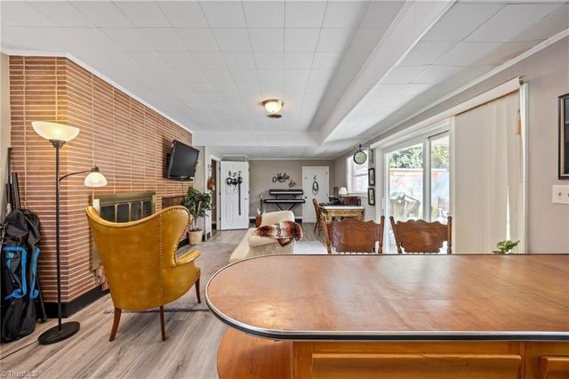 709 Overbrook Drive, High Point, NC 27262