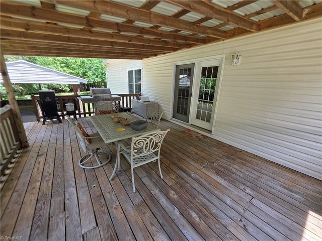 1547 Riverwood Drive, Lexington, NC 27292
