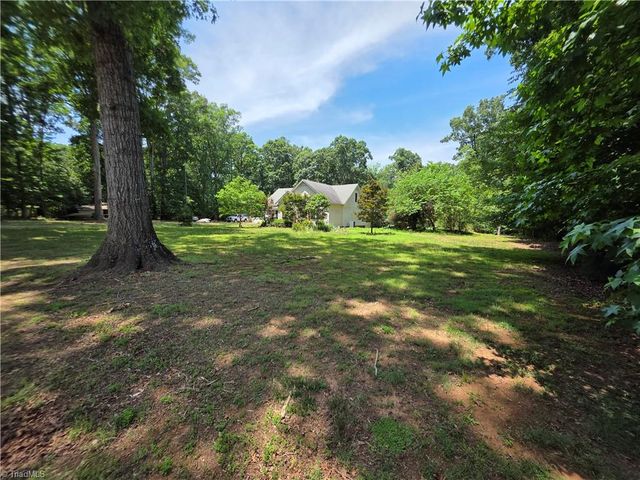 1547 Riverwood Drive, Lexington, NC 27292
