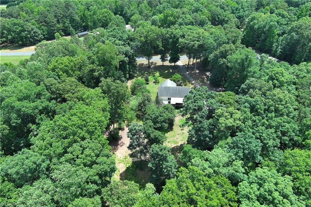 1547 Riverwood Drive, Lexington, NC 27292