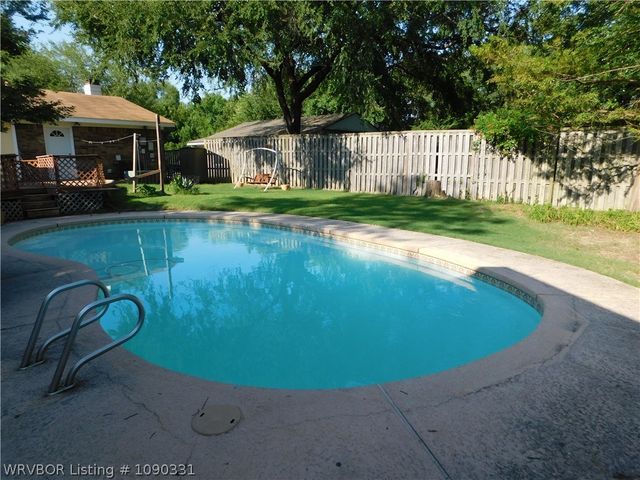 6006 Carthage Street, Fort Smith, AR 72903
